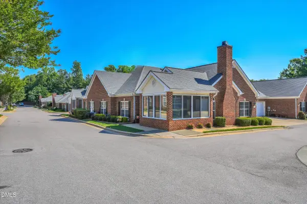 231 Baines Court #17 D, Cary, NC 27511