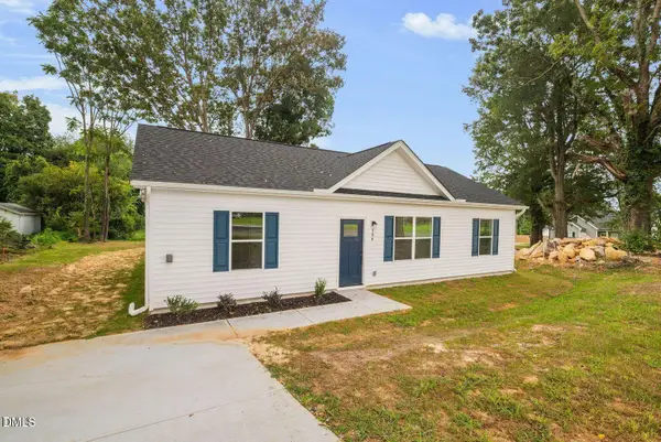 216 Natchez Trace, Fuquay Varina, NC 27526