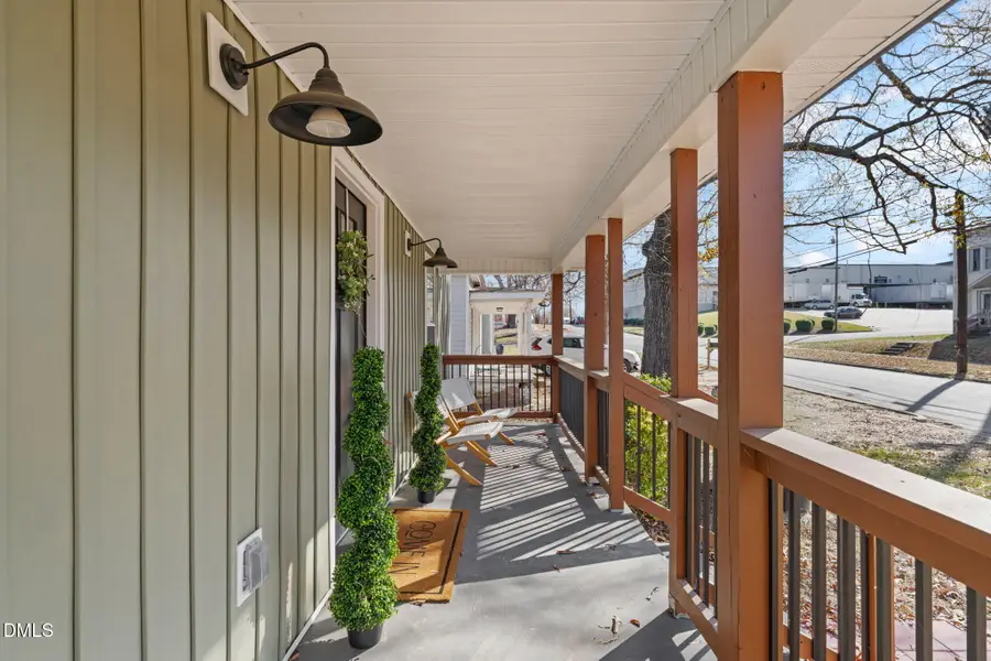 207 W Holt Street, Burlington, NC 27217 - #2