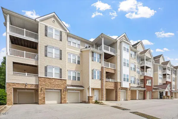 1401 Coopershill Drive #206, Raleigh, NC 27604