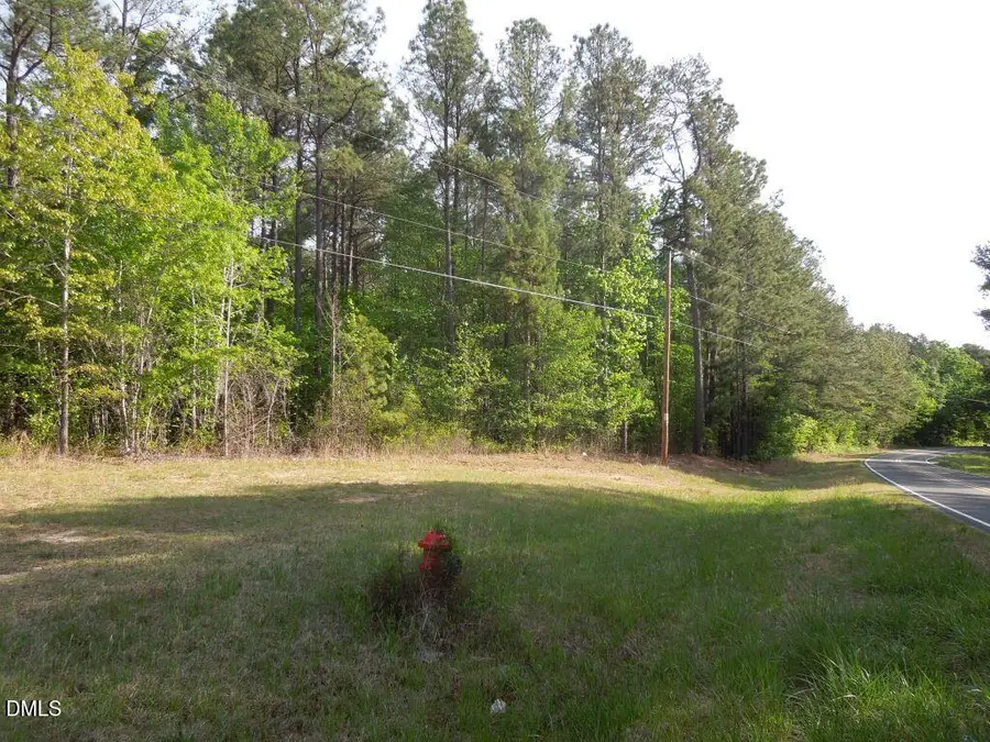 000 Glebe Road, Henderson, NC 27537 - #2