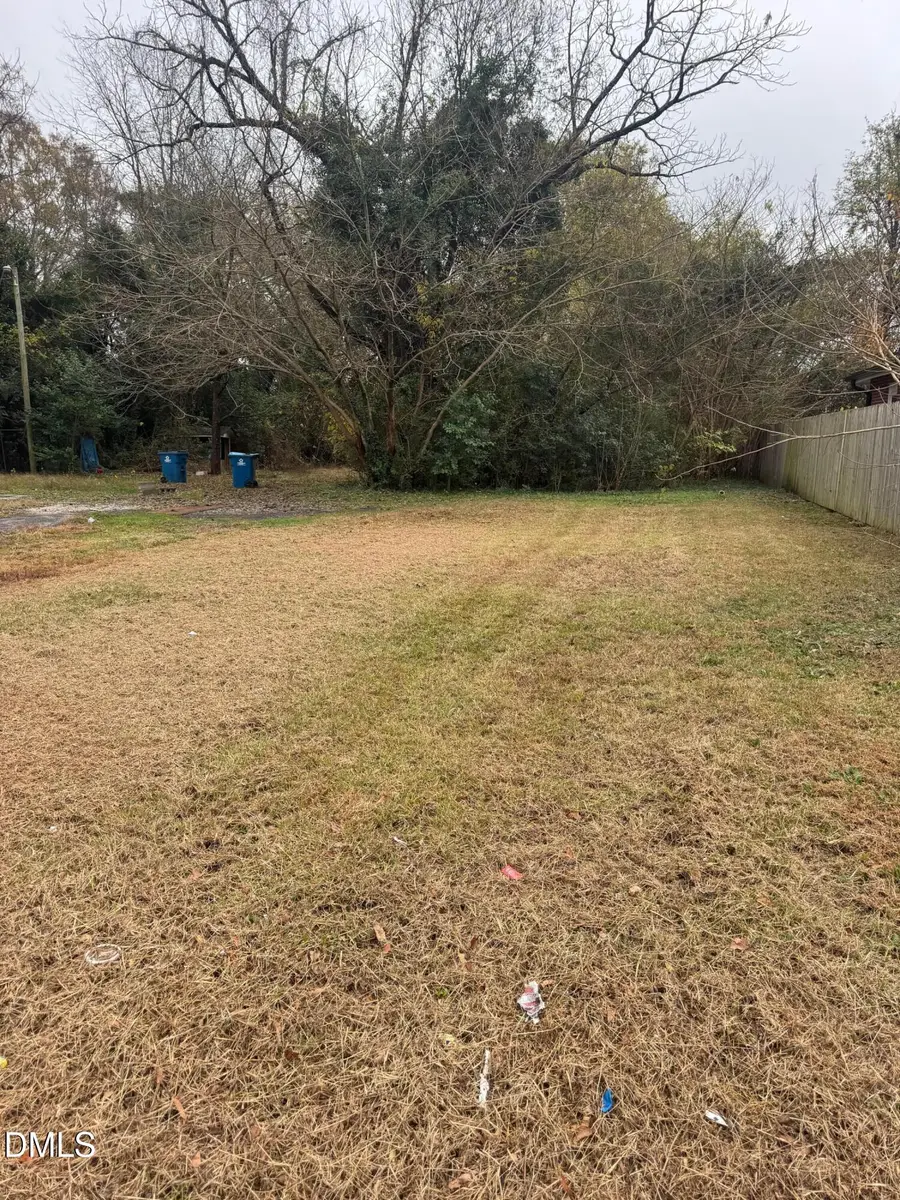 106 N Jackson Street, Dunn, NC 28334 - #3