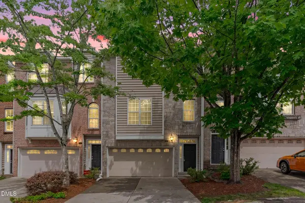 102 Cabernet Drive, Chapel Hill, NC 27516