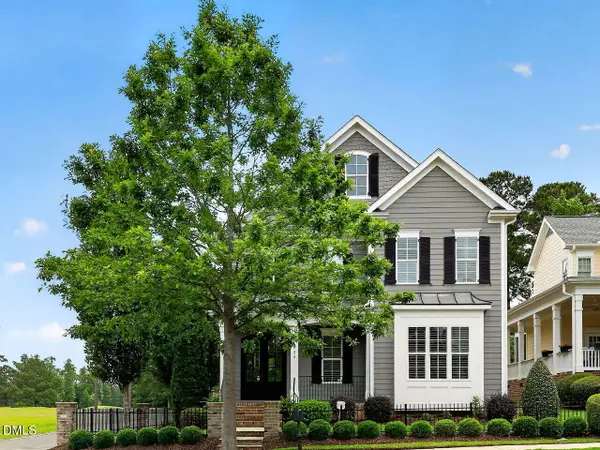 1920 Green Oaks Parkway, Holly Springs, NC 27540