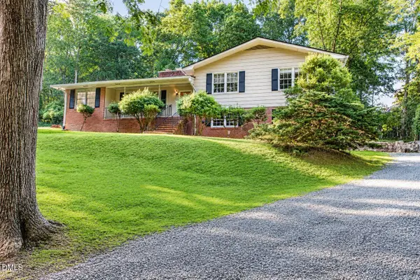 393 Wesley Court, Chapel Hill, NC 27516