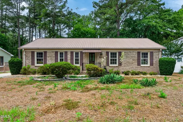 5812 Shamrock Road, Durham, NC 27713