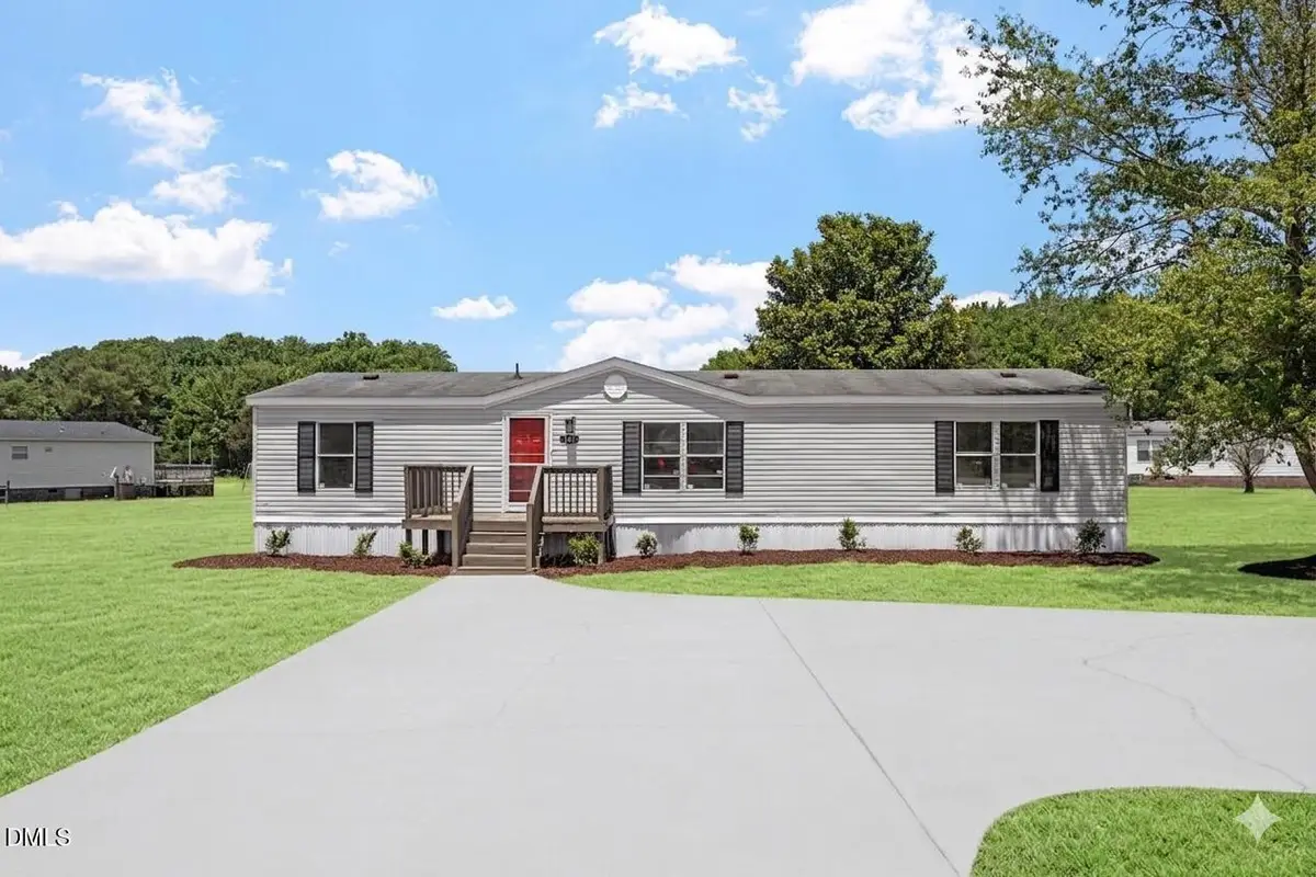 105 Stone Glen Place, Pikeville, NC 27863 - #1
