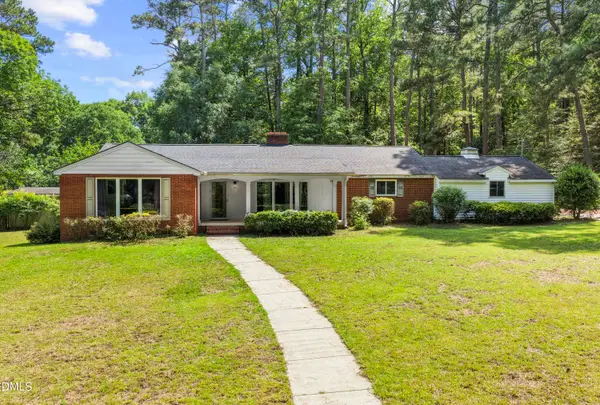 3 Dogwood Forest, Clayton, NC 27520