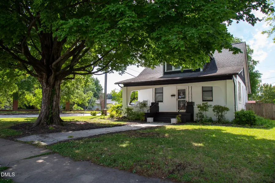 541 Roanoke Avenue, Roanoke Rapids, NC 27870 - #2