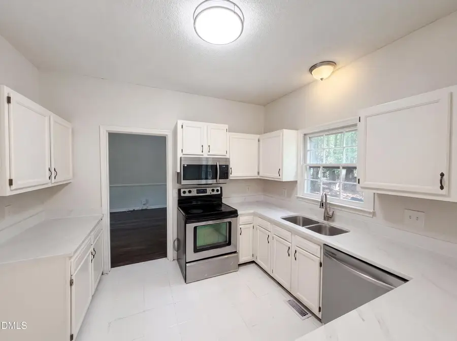 5209 Heelands Court, Raleigh, NC 27610 - #2