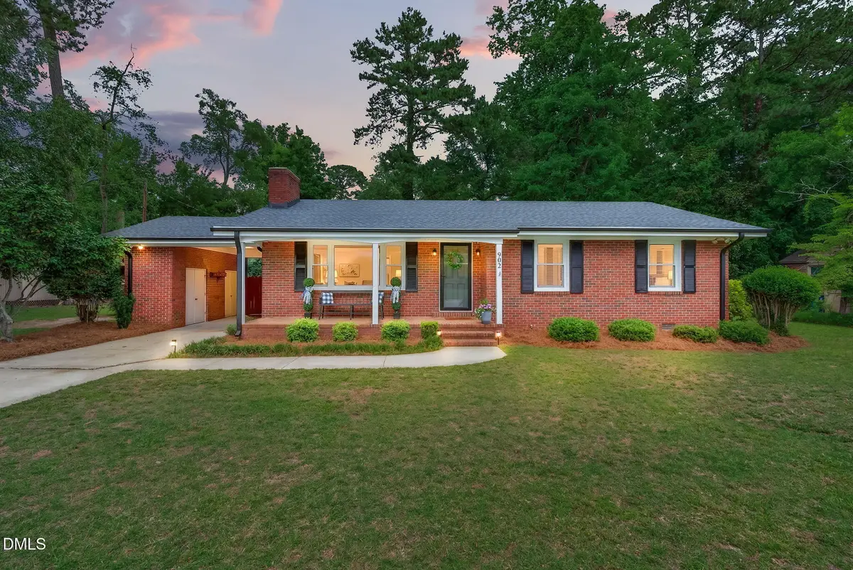 902 W Pearsall Street, Dunn, NC 28334 - #1