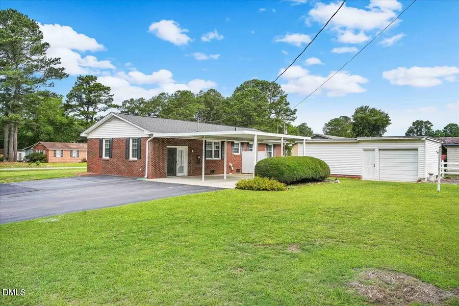 606 E Fremont Street, Kenly, NC 27542 - #3