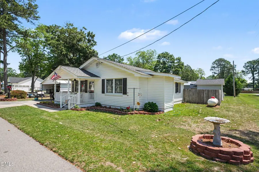 106 N Fort Street, Pikeville, NC 27863 - #2