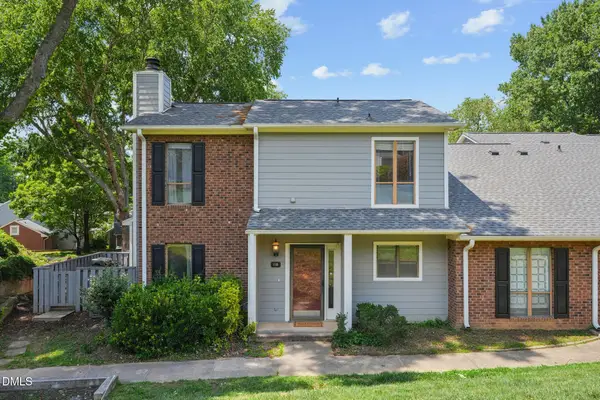 118 Clancy Circle, Cary, NC 27511