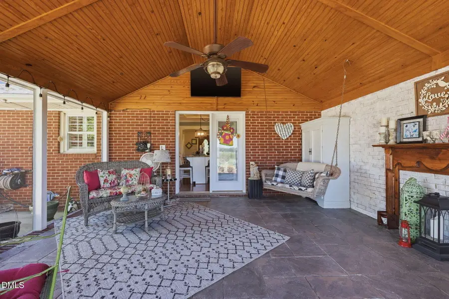 913 W Core Road, Dunn, NC 28334 - #3