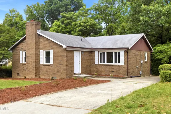 1512 Hooks Street, Greensboro, NC 27401