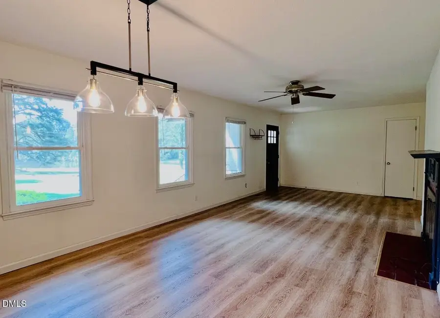 737 Lakeview Drive, Henderson, NC 27536 - #3