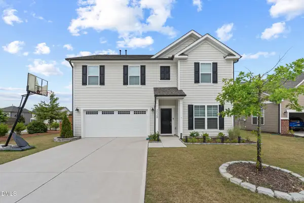 2028 Fox Chapel Place, Fuquay Varina, NC 27526