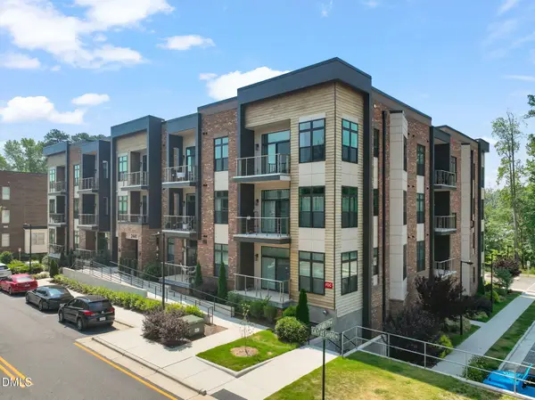 2441 Campus Shore Drive #109, Raleigh, NC 27606