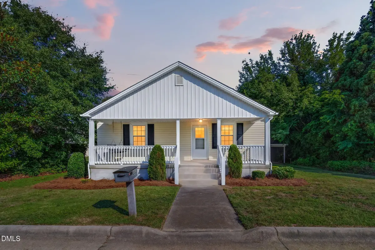 302 S Mckay Avenue, Dunn, NC 28334 - #1