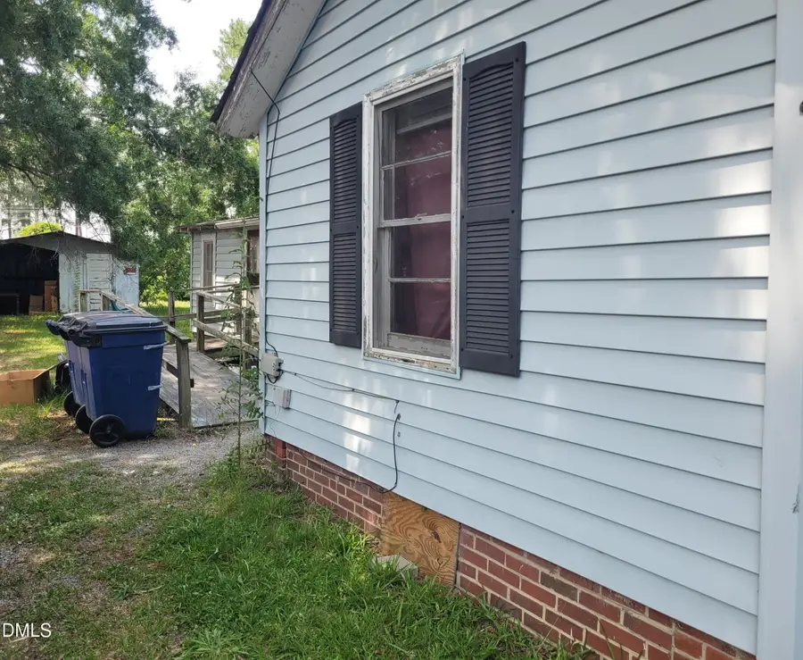 609 N 4th Street, Smithfield, NC 27577 - #3