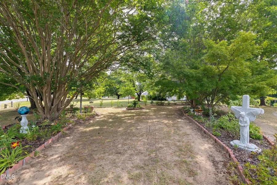 46 Richmond Drive, Clayton, NC 27527 - #2