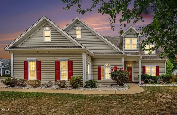 2032 Weaverline Drive, Fuquay Varina, NC 27526
