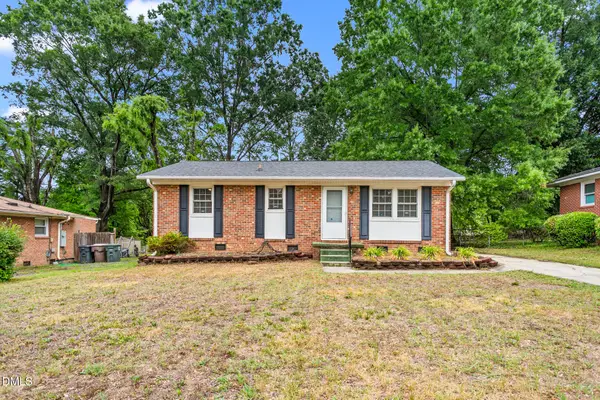 1909 Rayston Drive, Greensboro, NC 27405