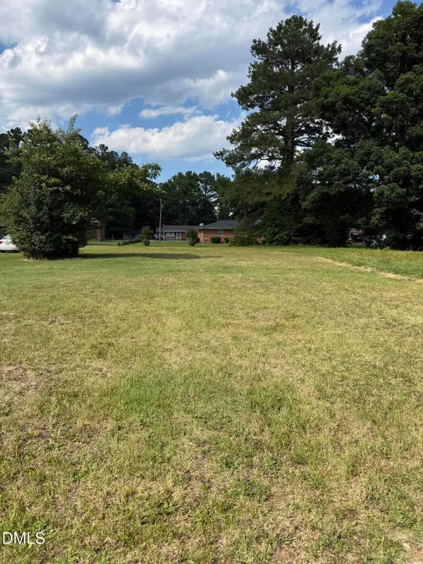 303 W Baker Street, Ahoskie, NC 27910