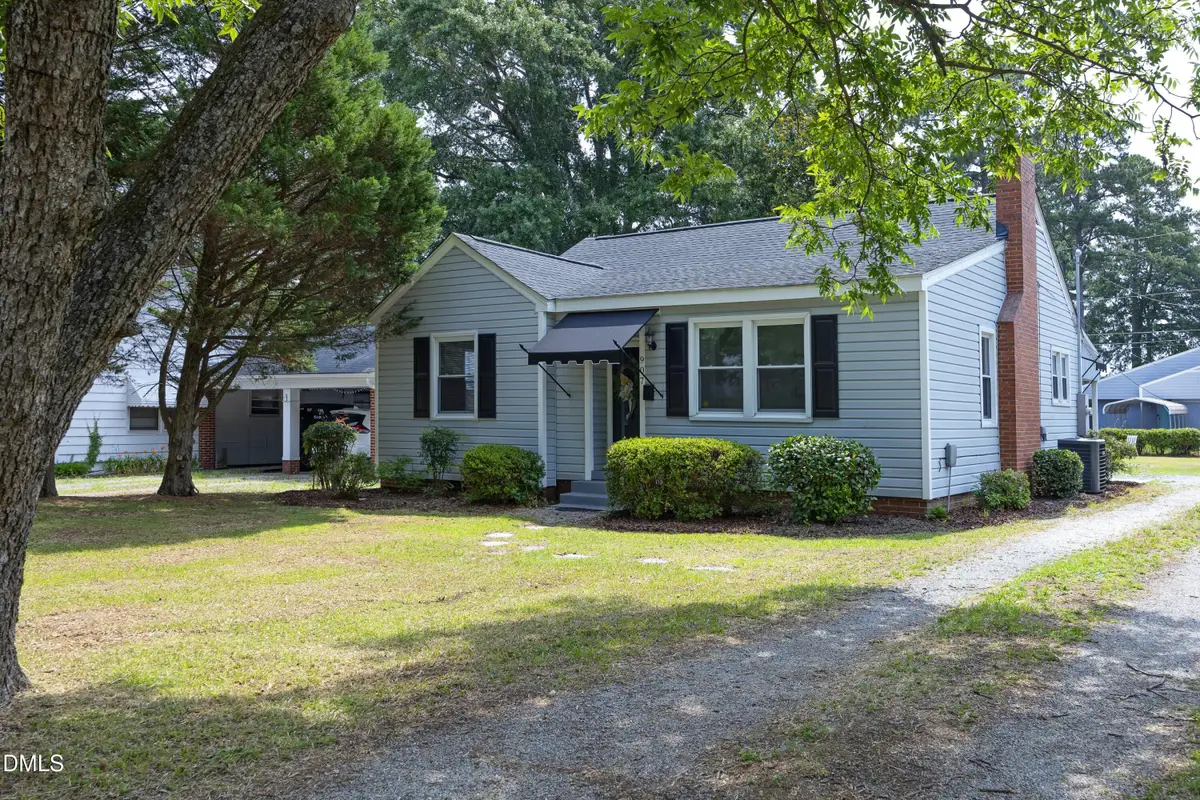 907 S 2nd Street, Smithfield, NC 27577 - #1