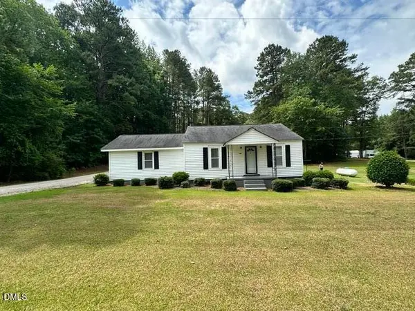 560 Clyde Pearce Road, Zebulon, NC 27597
