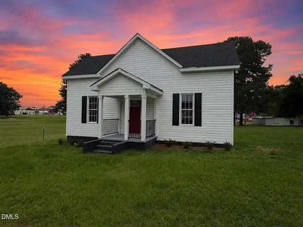 305 E Harnett Street, Benson, NC 27504