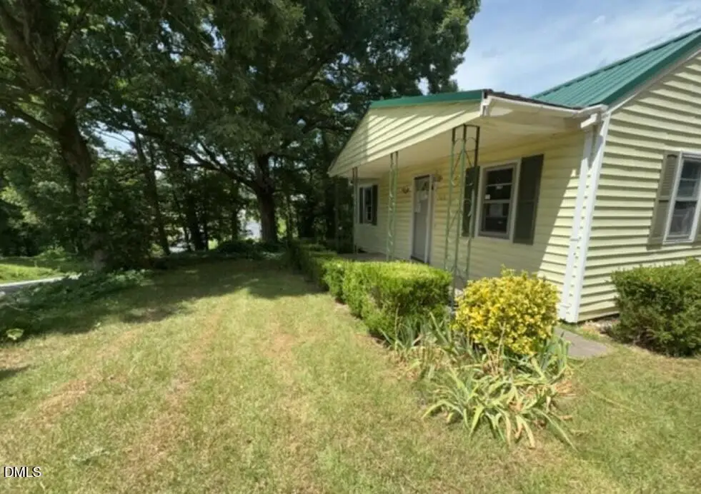 568 Daniel Street, Henderson, NC 27536 - #1