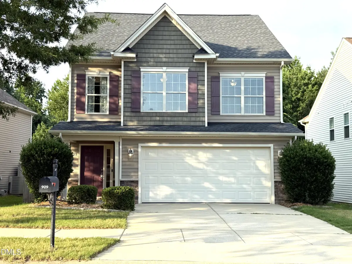 909 Steelhorse Drive, Fuquay Varina, NC 27526 - #1