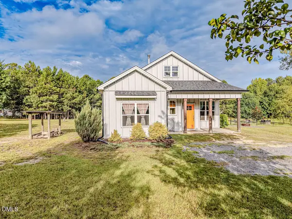 423 Old Nc 87, Cameron, NC 28326