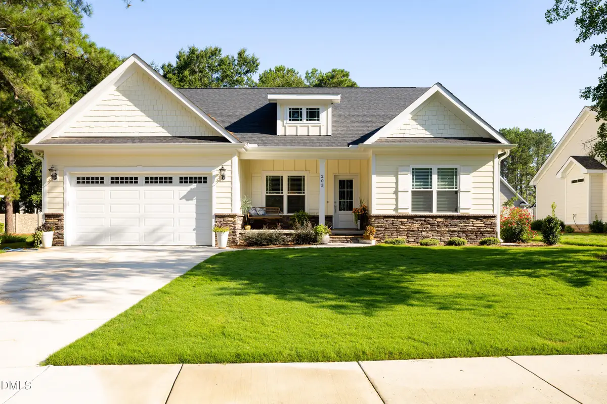 203 Fountain Drive, Clinton, NC 28328 - #1