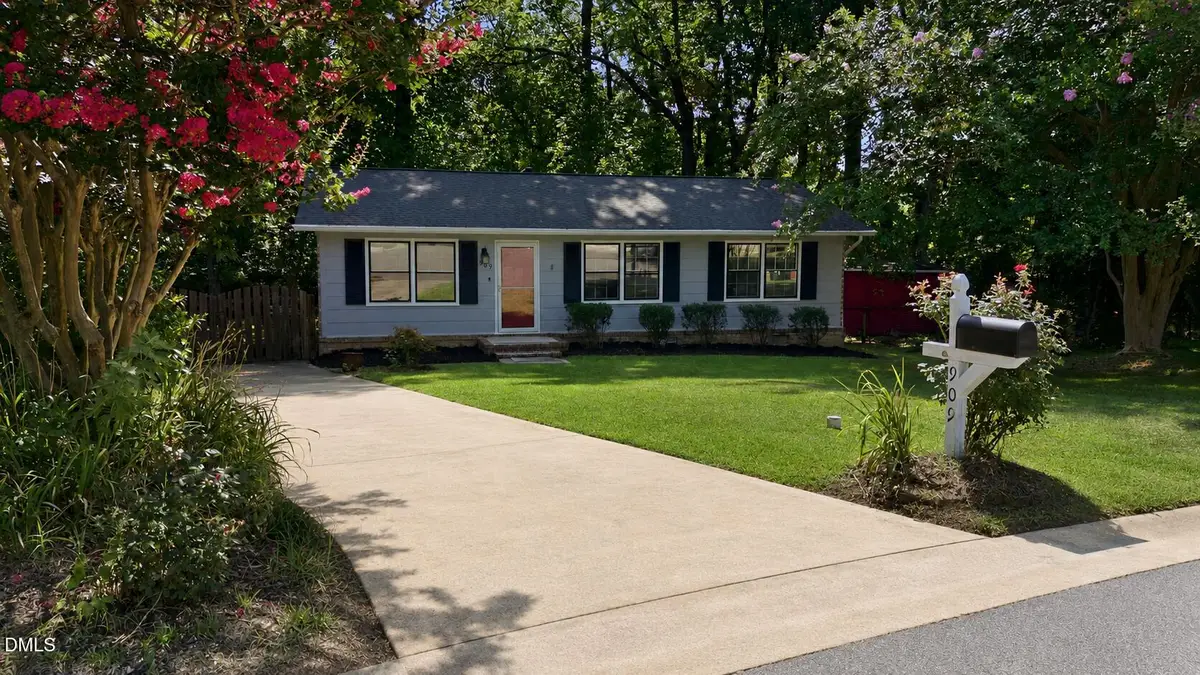 909 Bryn Mawr Court, Apex, NC 27502 - #1