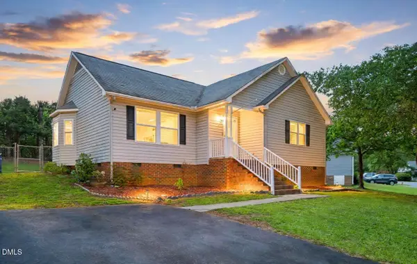 215 Brookfield Circle, Sanford, NC 27330