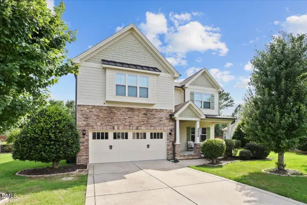 2524 Thorngrove Court, Fayetteville, NC 28303