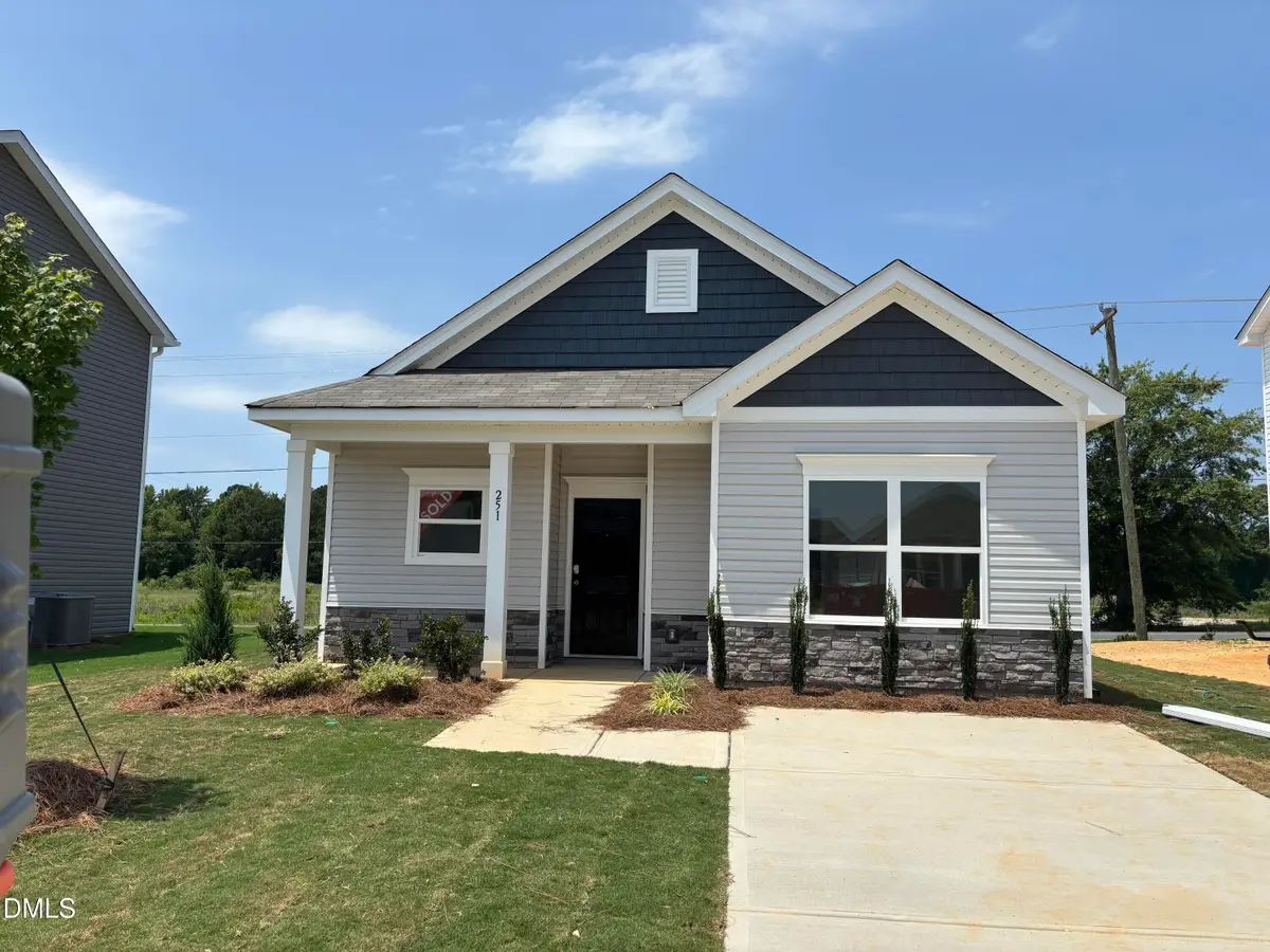 279 Courtside Drive, Dunn, NC 28334 - #1