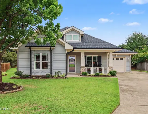 762 Arrowhead Lake Court, Fuquay Varina, NC 27526