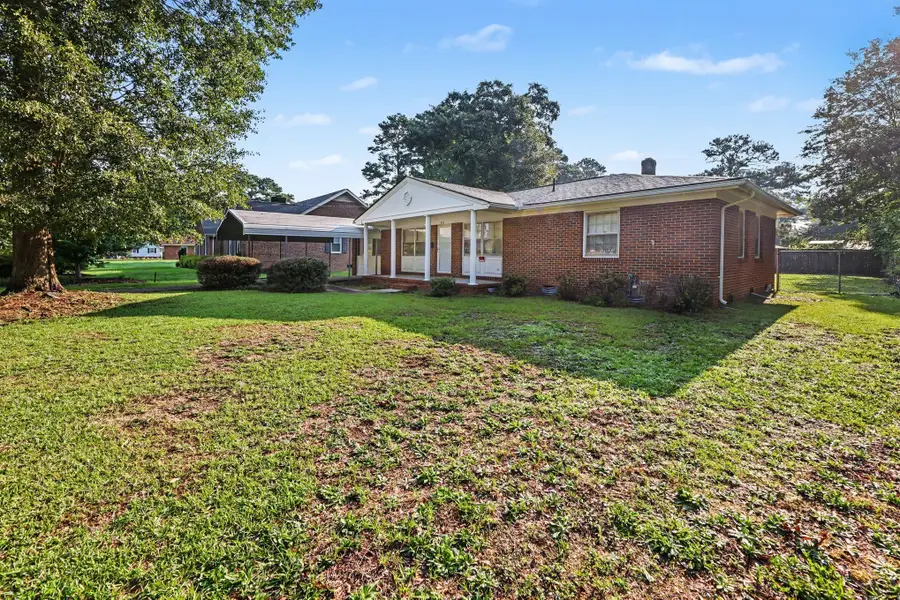 504 E Griswold Street, Selma, NC 27576 - #3