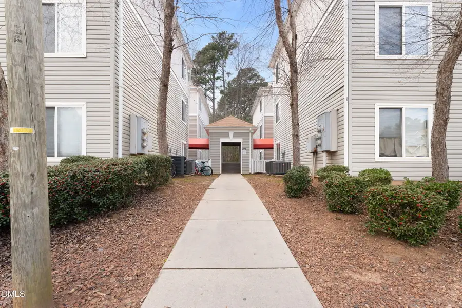 1420 Collegiate Circle, Raleigh, NC 27606 - #2