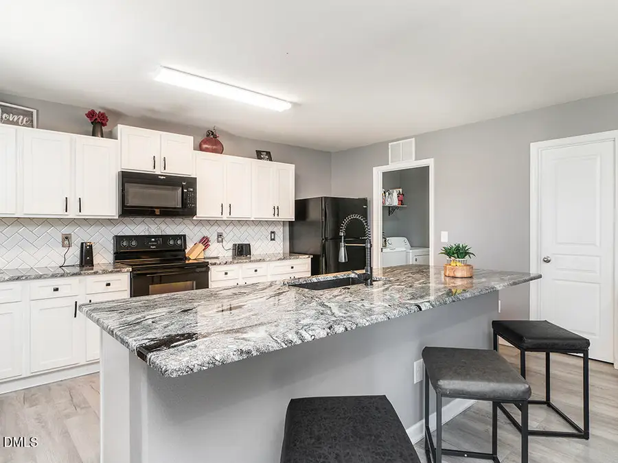 102 Seward Place, Burlington, NC 27217 - #2
