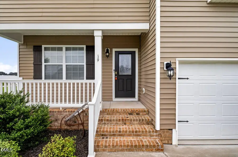 19 Rockwater Way, Zebulon, NC 27597 - #3