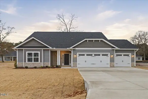 64 Killarney Avenue, Lillington, NC 27546