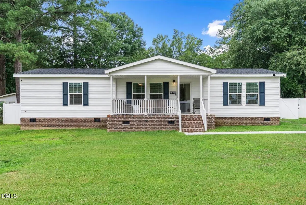 87 Matthews Street, Roanoke Rapids, NC 27870 - #1