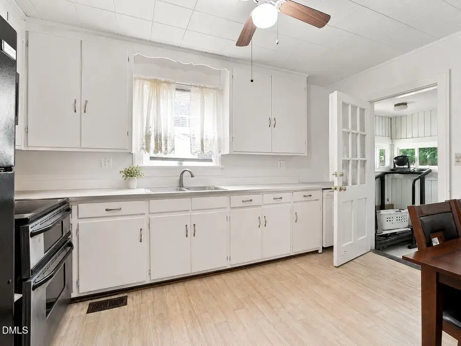 404 Dewey Street, Wilson, NC 27893 - #3