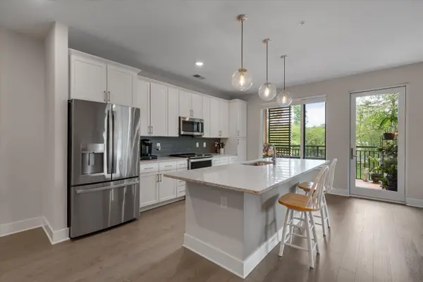 105 Chatham Walk Lane, Cary, NC 27511