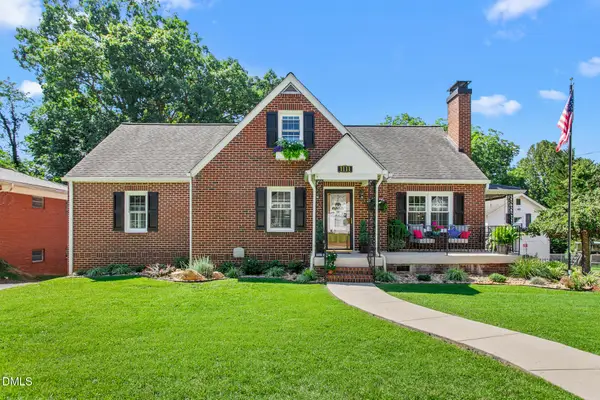 1111 N Woodleigh Circle, Reidsville, NC 27320